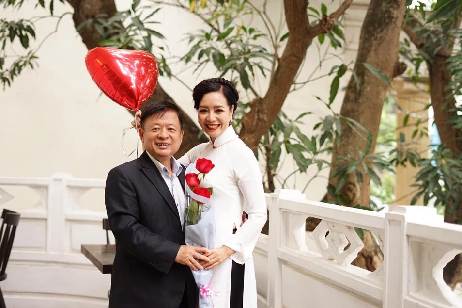 Hôn nhân gần 40 năm của nghệ sĩ Chiều Xuân: Quá viên mãn, không ngại nói lời ngọt ngào, chồng ủng hộ mọi đam mê của vợ - Ảnh 7